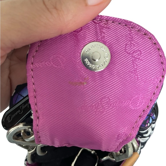 Donna Sharp Lanai Quilted Floral Cellphone Purse - Picture 4 of 10